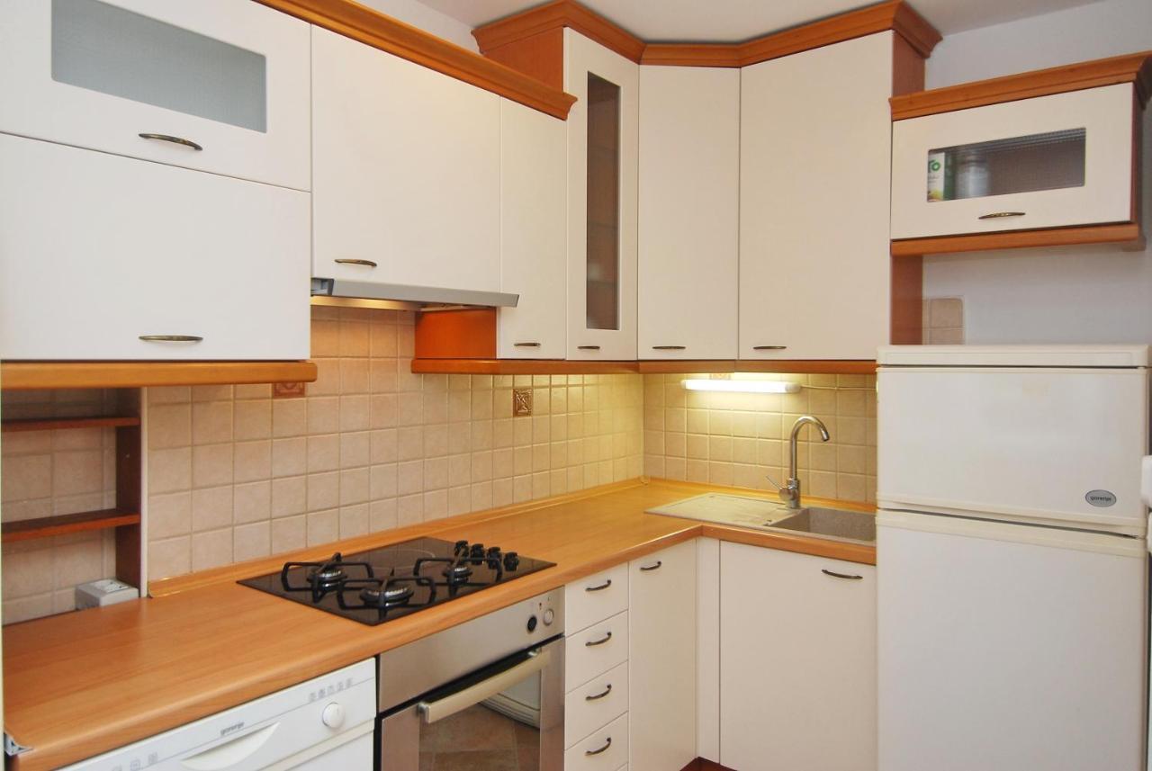Appartamento Apartman Monte Rizzi Pola Esterno foto
